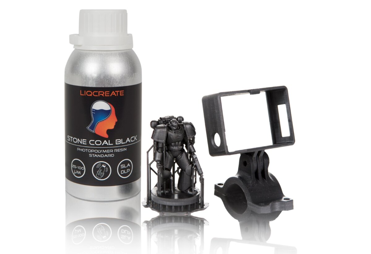Liqcreate Stone Coal Black with items web